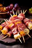 Käse-Schinken-Trauben-Spieße